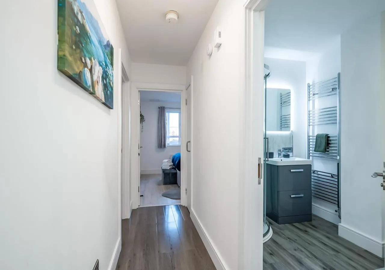 Central Comfort Apt 2 Bed And Balcony Belfast 0*,
